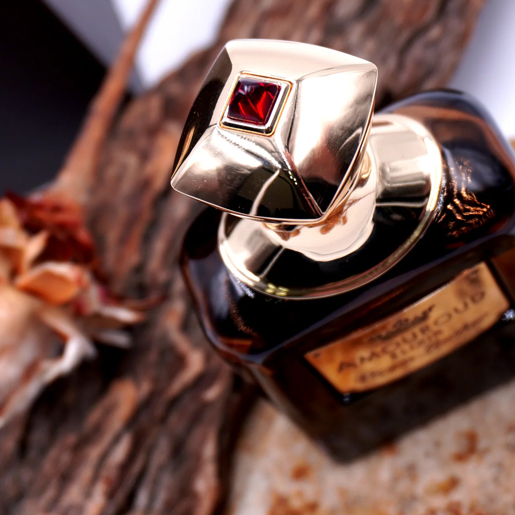 AMOUROUD · VIRGIN LEATHER 75ML