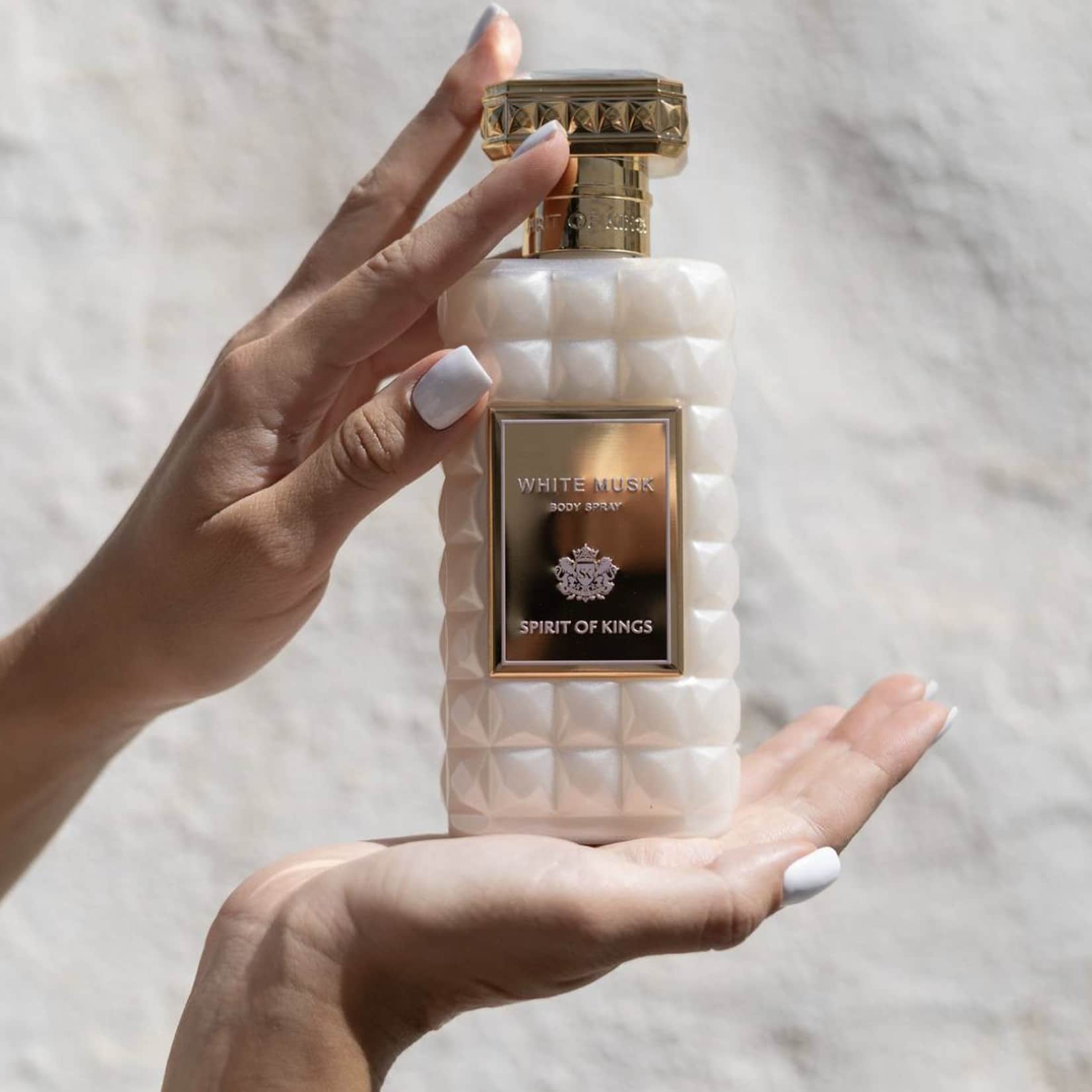 SPIRIT OF KINGS · WHITE MUSK BODY SPRAY 250ML