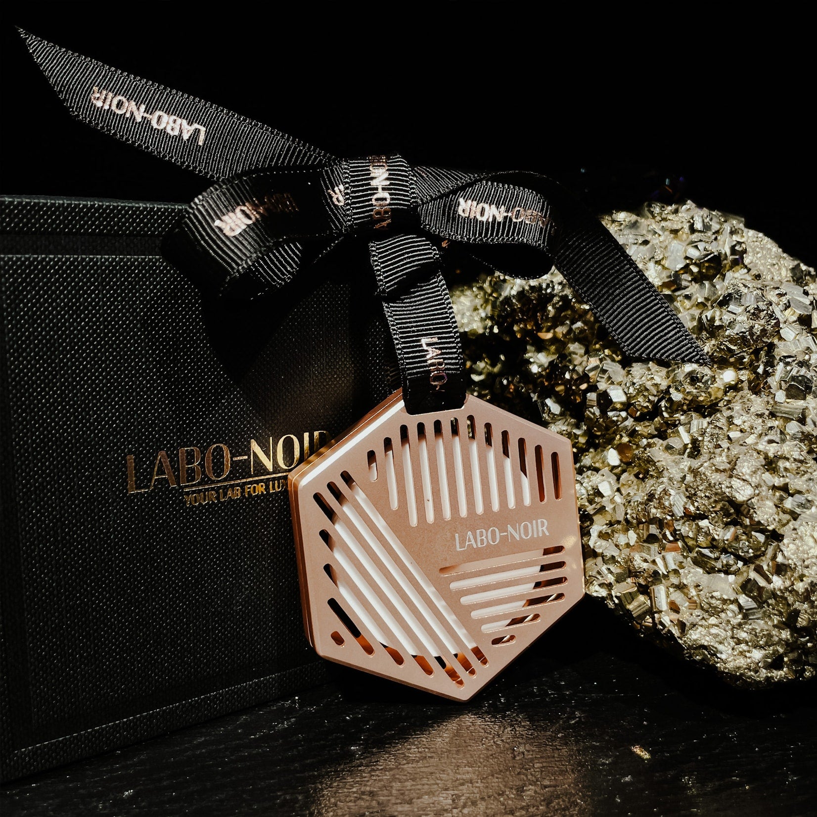LABO-NOIR · WARDROBE DIFFUSER [ROSE GOUD]